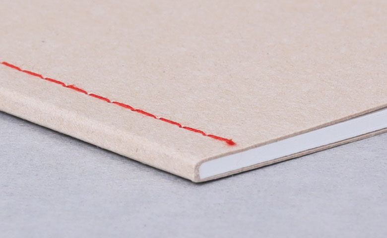 糸ミシンくるみ平綴じ