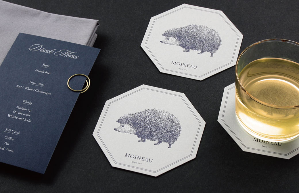 素材と形が楽しめるコースター