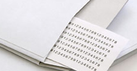 内容物が透けない