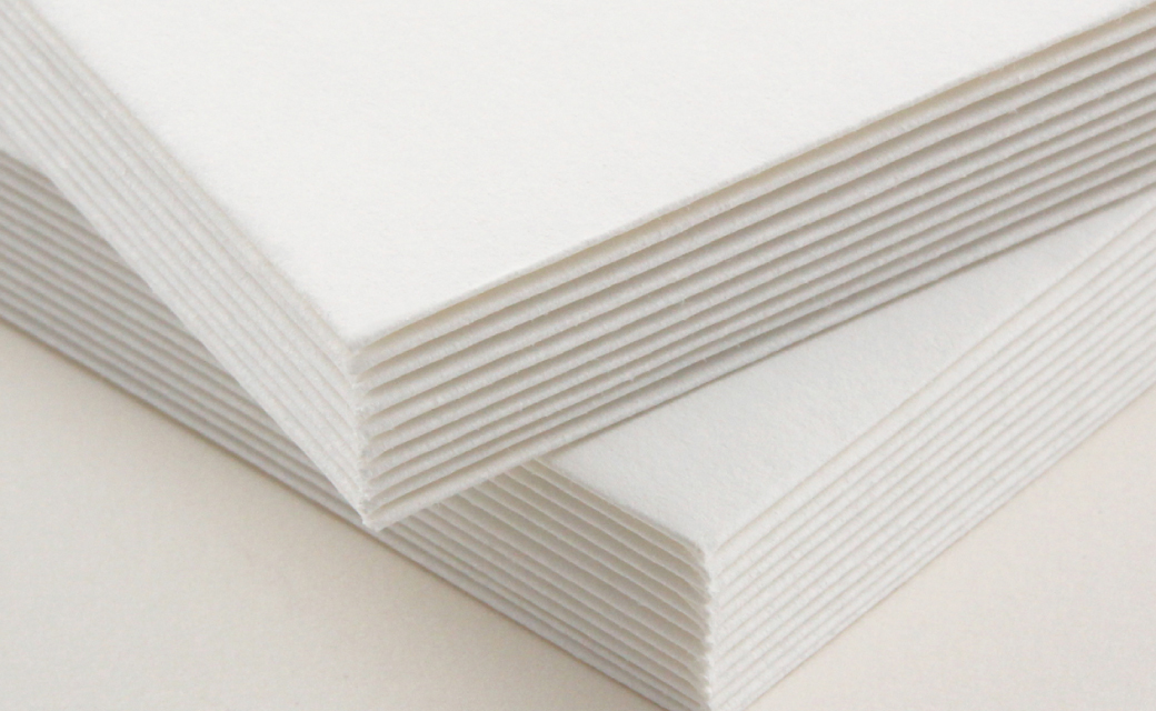 環境に優しい紙素材